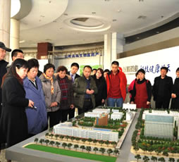 京冀药企“文化-战略-发展”交流团参观以岭