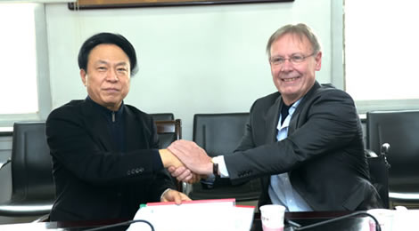 以岭药业与荷兰莱顿大学签署科研合作协议