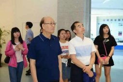 中国非处方药物协会领导到以岭药业参观交流