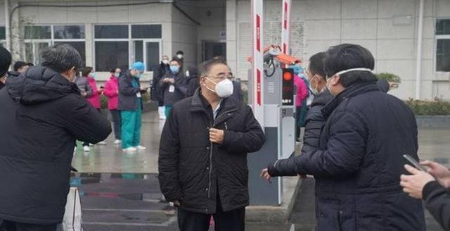 【人民日报】中医全程覆盖！中国工程院院士张伯礼挂帅武汉方舱医院