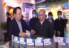 河北省省长王正谱到以岭药业调研工作