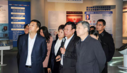 西安交通大学张迈曾书记、王树国校长一行莅临以岭药业考察调研